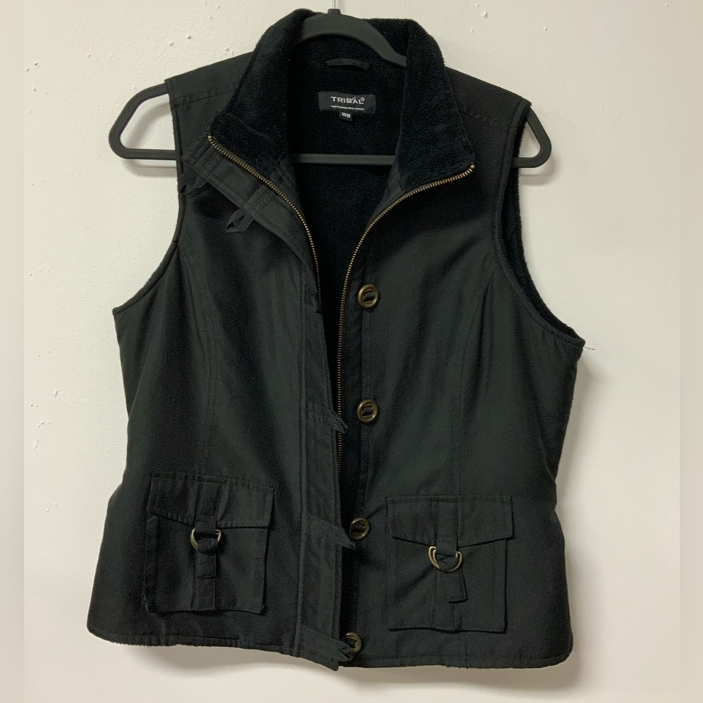 TRIBAL VEST - Picture 2 of 3